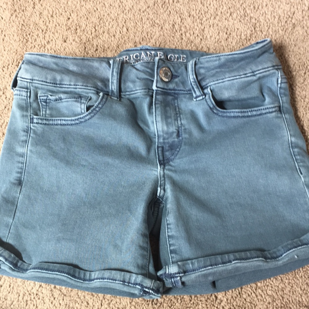 American Eagle Super Stretch Midi Shorts size 0